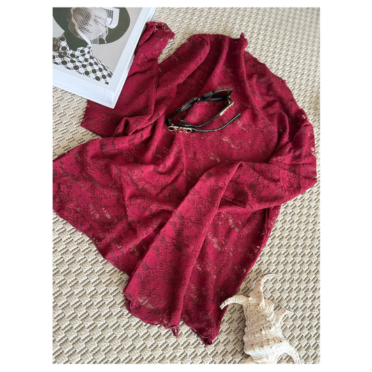 Polera encaje burdeo manga larga